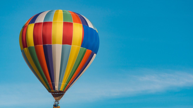 Mongolfiera in Umbria. Volo sopra Assisi e i suoi colli ... &copy; Creative Commons