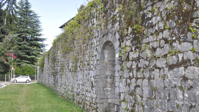 Mura medievali della IV cerchia urbana di via G Verdi Cividale del &copy; Creative Commons