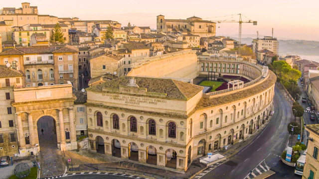 Universit&agrave; degli Studi di MACERATA - Universit&agrave;.it &copy; Creative Commons