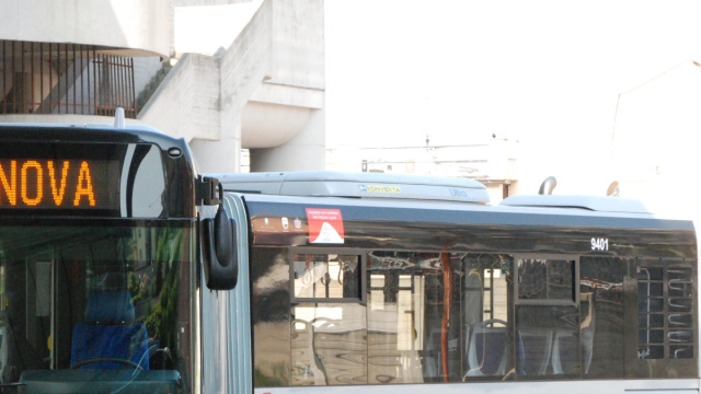 autobus-amt-genova  CGIL &copy; Creative Commons