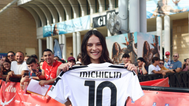 Francesca Michielin: &laquo;A 31 anni non mi preoccupa l'idea di cadere ... &copy; Creative Commons