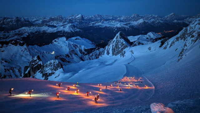 Il Corpo Nazionale Soccorso Alpino e Speleologico compie 70 anni ... &copy; Creative Commons