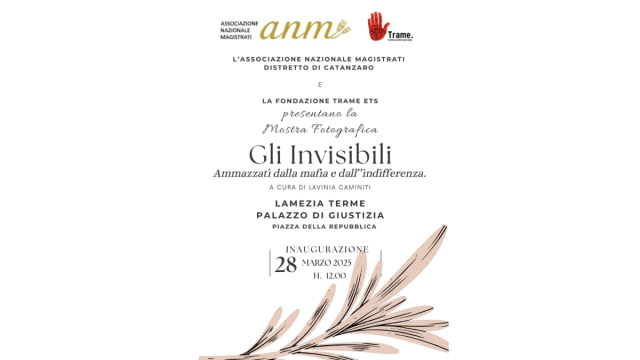 La mostra fotografica "Gli Invisibili" arriva al Tribunale di ... &copy; Creative Commons