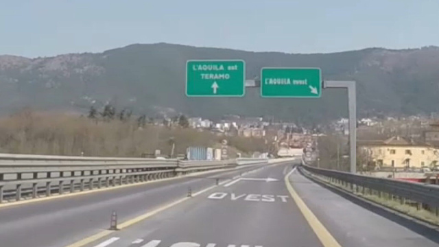 A24: chiusura notturna L'Aquila Ovest-Tornimparte in entrambe le ... &copy; Creative Commons