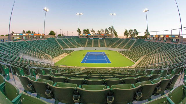 Carson Courts &copy; Creative Commons