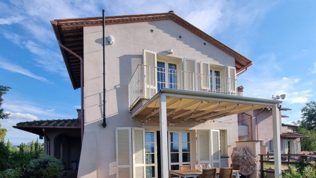 Comprare casa Provincia di Pisa: 593 appartamenti e case in ... &copy; Creative Commons
