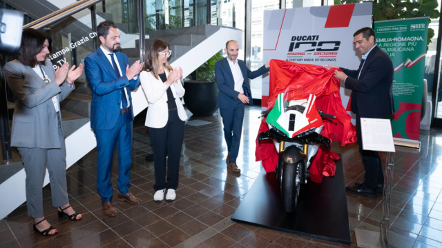 La Motor Valley celebra la Repubblica: Ducati Panigale V4 ... &copy; Creative Commons