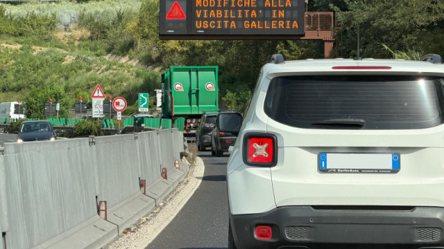 Strade e ferrovie: cos&igrave; ci state massacrando - Corriere dell'Umbria &copy; Creative Commons