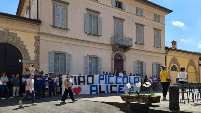 A Suisio &egrave; il giorno dell'ultimo saluto alla piccola Alice &copy; Creative Commons