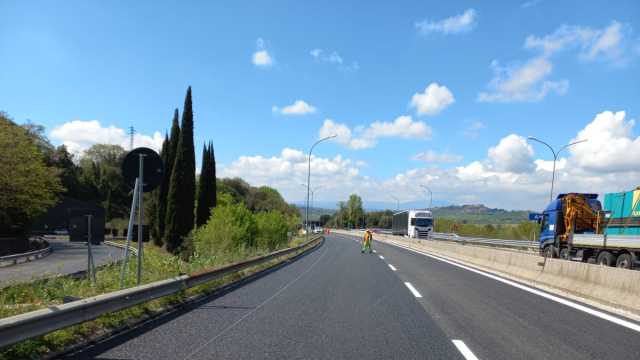 ANAS: NUOVO ASFALTO PER UN ALTRO TRATTO DELLA SS675 TERNI-ORTE ... &copy; Creative Commons