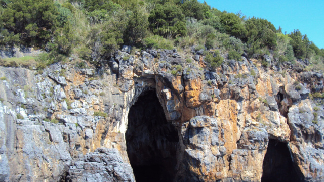 Grotta del Pozzallo - Marina di Camerota - &copy; Creative Commons
