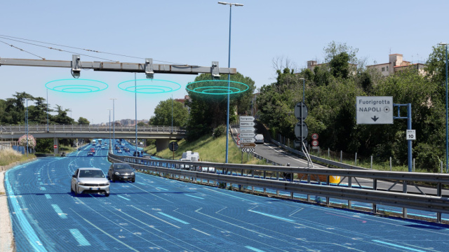 Tangenziale di Napoli &egrave; la prima Smart Road d'Italia - Movyon &copy; Creative Commons