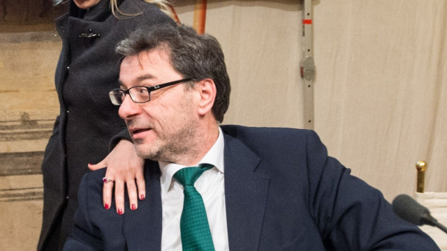 Tutte le facce di Giancarlo Giorgetti e Giorgia Meloni al Senato ... &copy; Creative Commons
