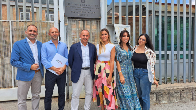 Il &ldquo;Rotary Club Salerno Picentia&rdquo; dona un tavolo da Ping Pong ai ... &copy; Creative Commons