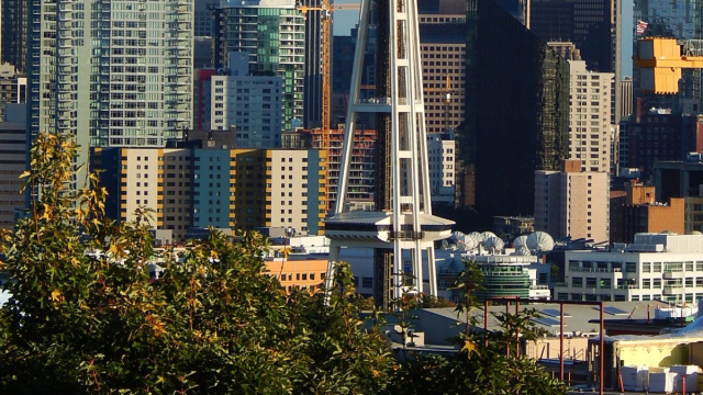 Space Needle - Wikipedia &copy; Creative Commons