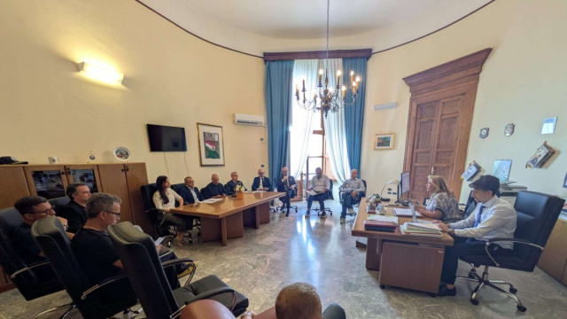 Articoli con argomento: Raffineria Eni Taranto Varco 1 - trmtv &copy; Creative Commons