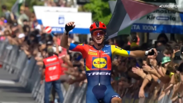 Giulio Ciccone vincitore a San Sebastian un anno fa - &copy; Screenshot Eurosport