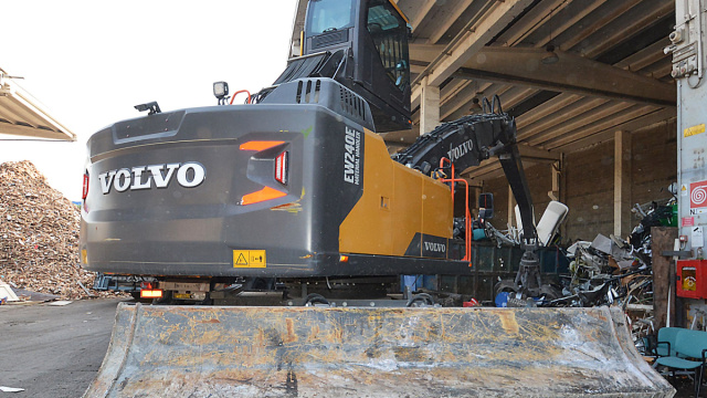 Sul sito di Novate Milanese di A2A Recycling al lavoro un ... &copy; Creative Commons