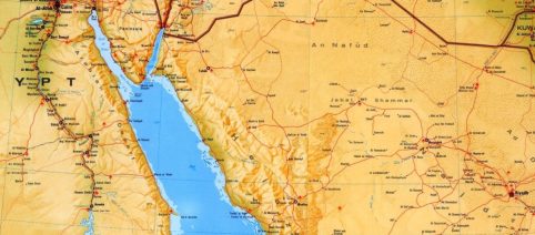 Houthi pronti a imporre pedaggi alle navi nel Mar Rosso