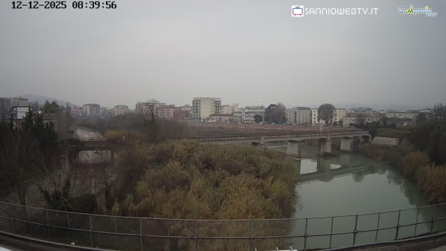 Benevento - Fiume Calore live Webcam - Webcam in Campania ... &copy; Creative Commons