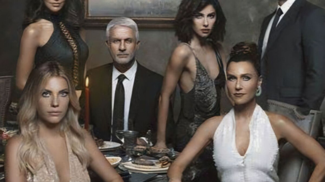 Il cast fi Forbidden Fruit in una scena della soap &copy;️ Mediaset