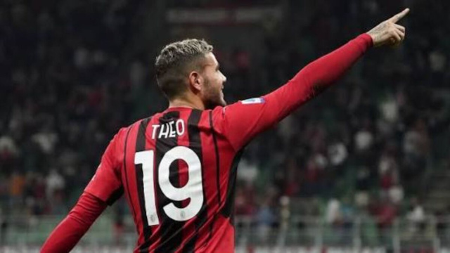 Juventus, idea Theo Hernandez - &copy; Faceboook / AcMilan