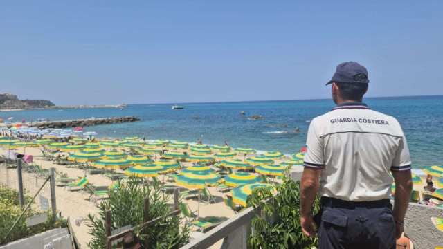 Parghelia, spiagge occupate: 1.300 mq di demanio tornano liberi ... &copy; Creative Commons