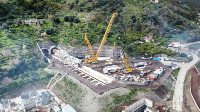 Raddoppio Messina-Catania, Lotto 2 Letojanni-Giampilieri  Webuild ... &copy; Creative Commons