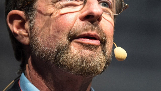 Robert Epstein - Wikipedia &copy; Creative Commons