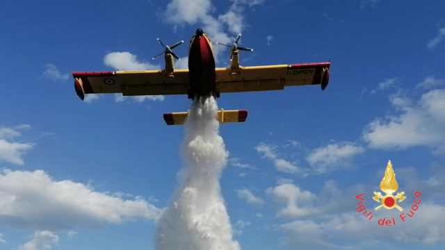Vasto incendio di vegetazione a Trebisacce, chiuso il tratto della ... &copy; Creative Commons