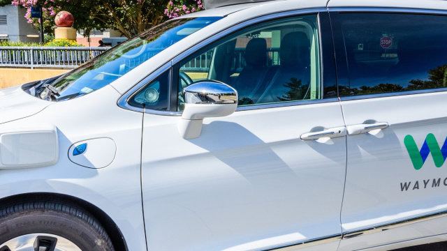 Waymo porta i robotaxi sulle autostrade: cosa significa per l ... &copy; Creative Commons