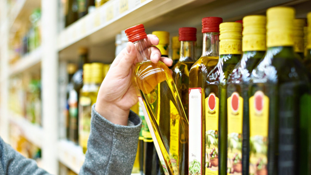 Extravergine italiano: perch&eacute; costa pi&ugrave; di 10 euro al litro? &copy; Creative Commons