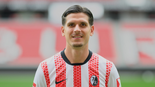 Muscle fiber tear to sideline Freiburg's Igor Matanovic until ... &copy; Creative Commons