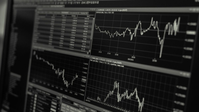 Dati economici - rialzi e riabbassi.