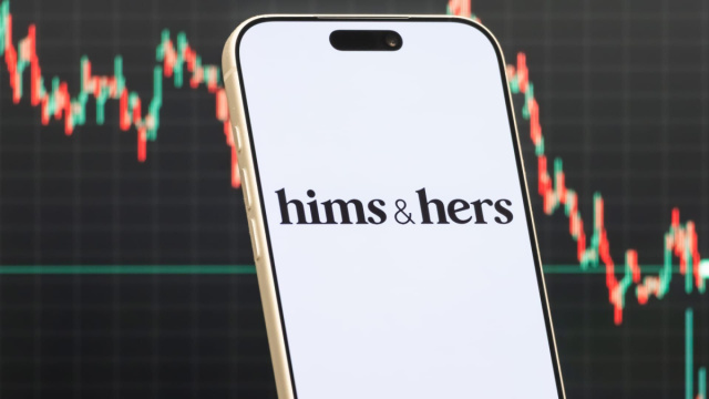 FTC sues Hims and Hers, stock falls &copy; Creative Commons
