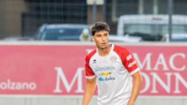 Calcio: Kofler lascia l'FCS e approda al Cagliari - TV33 &copy; Creative Commons