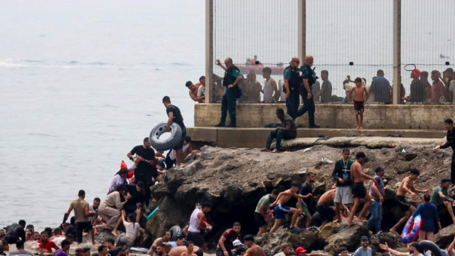 Emergenza migranti a Ceuta, Roma valuta stop a trattato Schengen ... &copy; Creative Commons