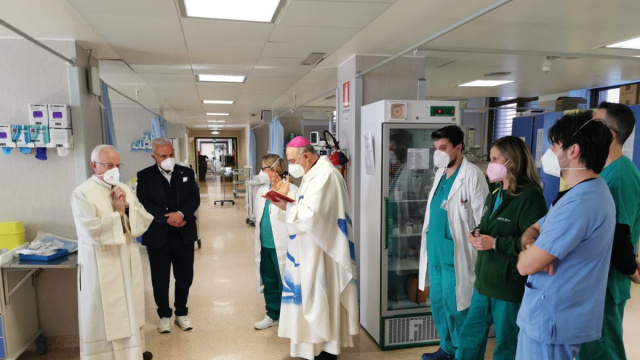XXX Giornata Mondiale del Malato: Santa Messa all'ospedale di ... &copy; Creative Commons