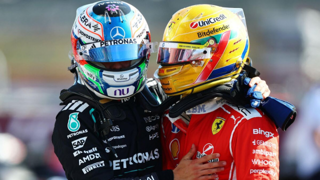 L'abbraccio tra Antonelli P1 e Hamilton P2