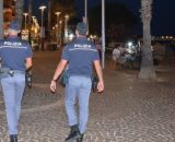 Crotone, controlli della Polizia di Stato sul lungomare - &copy; Polizia di Stato