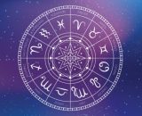 Quadrante dell'oroscopo colore viola con i segni zodiacali &copy; Pixabay