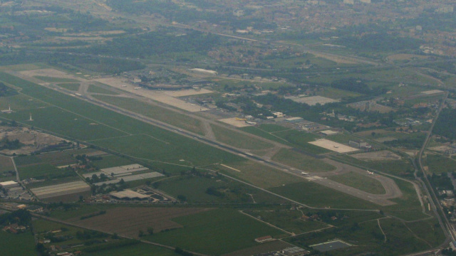 Aeroporto di Bologna - Wikipedia &copy; Creative Commons