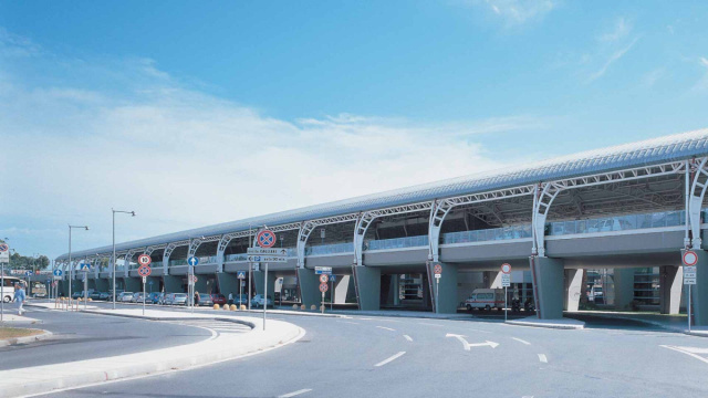 Aeroporto di Cagliari - Fondazione Promozione Acciaio &copy; Creative Commons