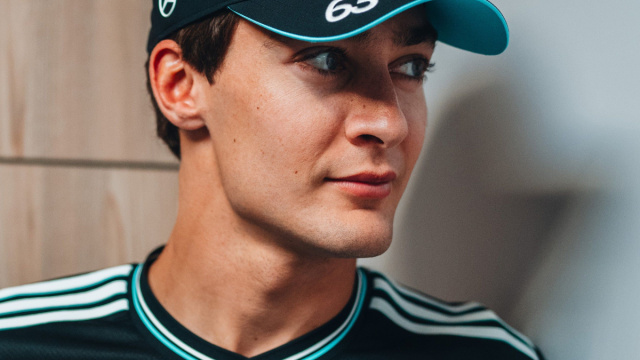 Cappellino Pilota Formula 1 2023 Cappellino Mercedes AMG George ... &copy; Creative Commons