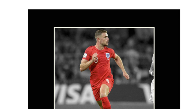 Foto autografata di Jordan Henderson, con espositore della ... &copy; Creative Commons