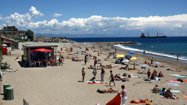 Savona, via al bando per la gestione della spiaggia del ... &copy; Creative Commons
