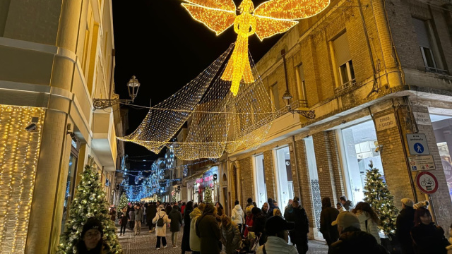 Senigallia accende il Natale: &egrave; magia tra luci, neve e carrozze &copy; Creative Commons