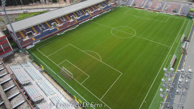 Lo Stadio  L'Aquila 1927 &copy; Creative Commons