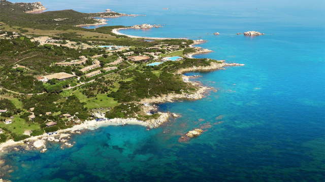 Resort Valle dell'Erica a S.Teresa Gallura in Sardegna  Delphina &copy; Creative Commons