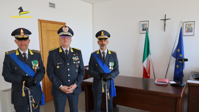 A Crotone cambio al vertice della Guardia di Finanza &copy; Creative Commons